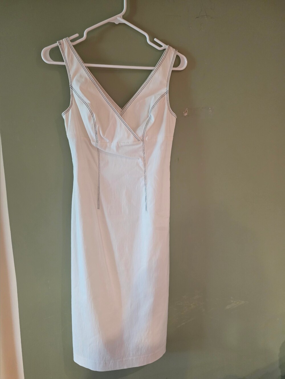 Express White V-Neck Stretch Sheath Dress Sz 3/4 GUC